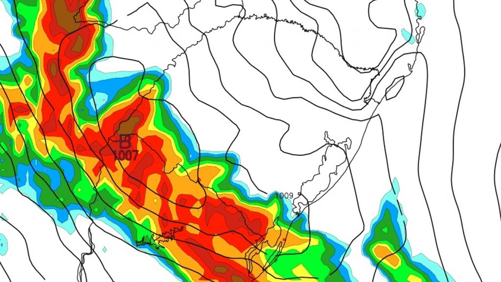 Frente fria reforçará instabilidade em período de três dias seguidos com temporais