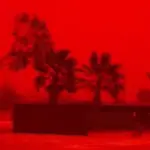 Ciclone de trajetória mais incomum em 20 anos deixa céu com cor de sangue na Austrália