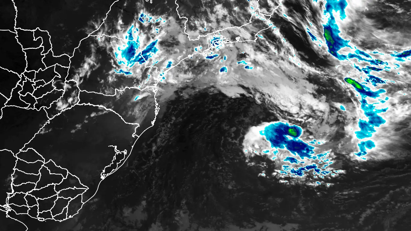 Imagem de satélite do ciclone