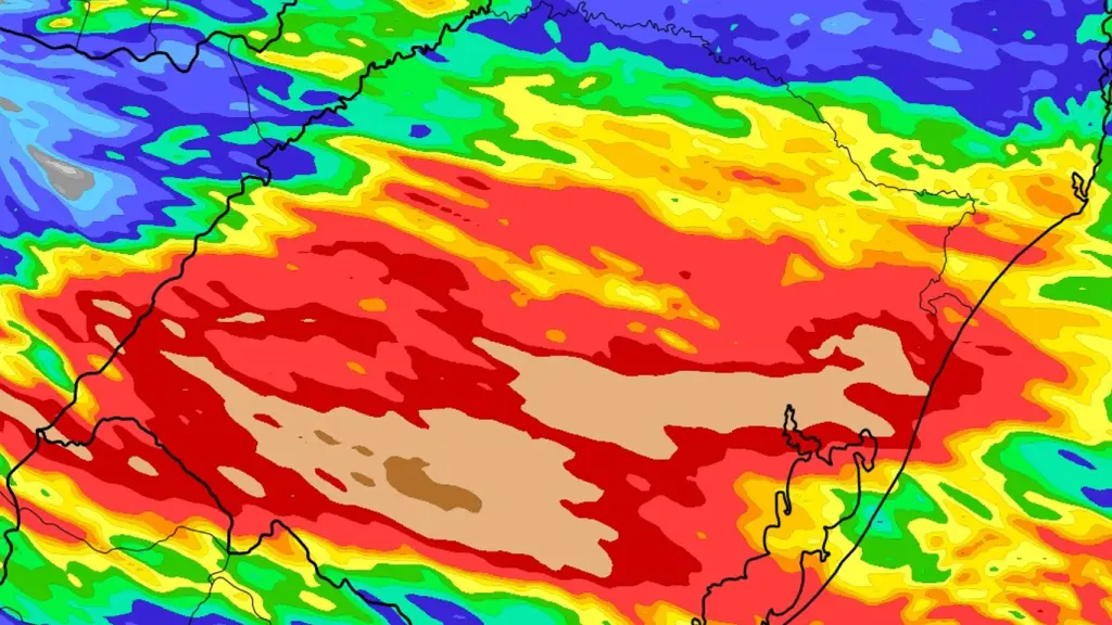Alerta de chuva volumosa com risco de alagamentos e inundações