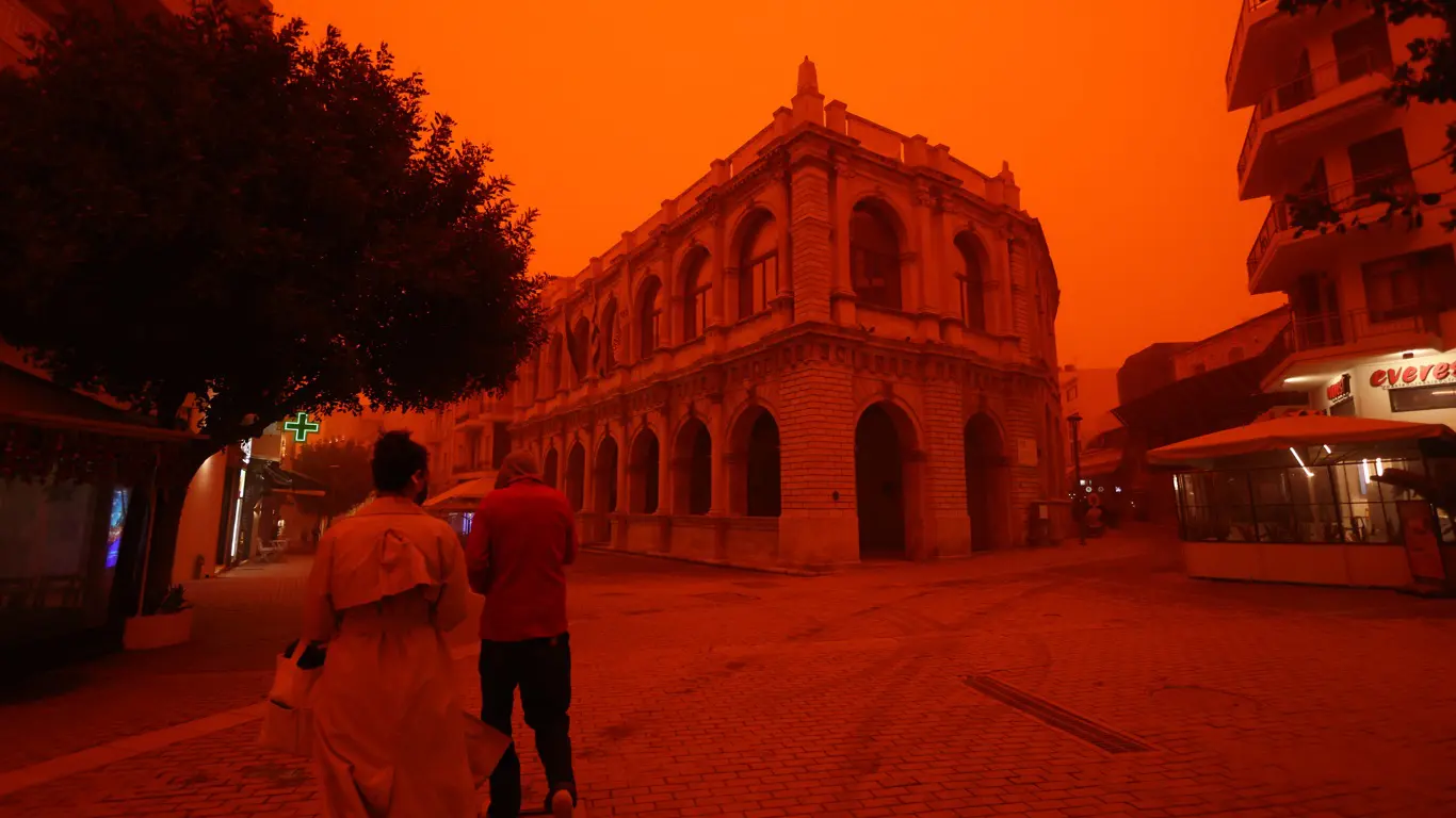 Tempestade de areia no Sul da Europa