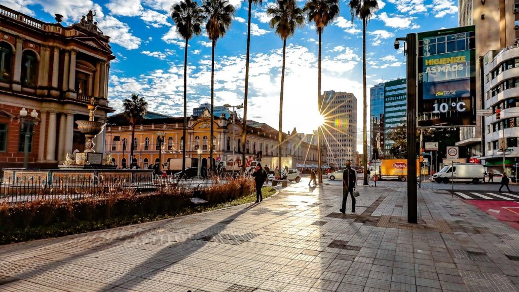 Ar frio traz mínimas atipicamente baixas para abril na Grande Porto Alegre