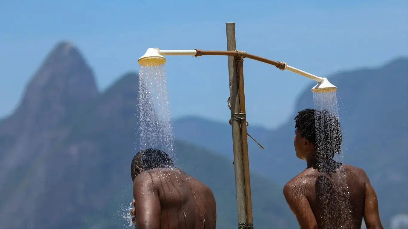 Foto mostra calor no Rio de Janeiro