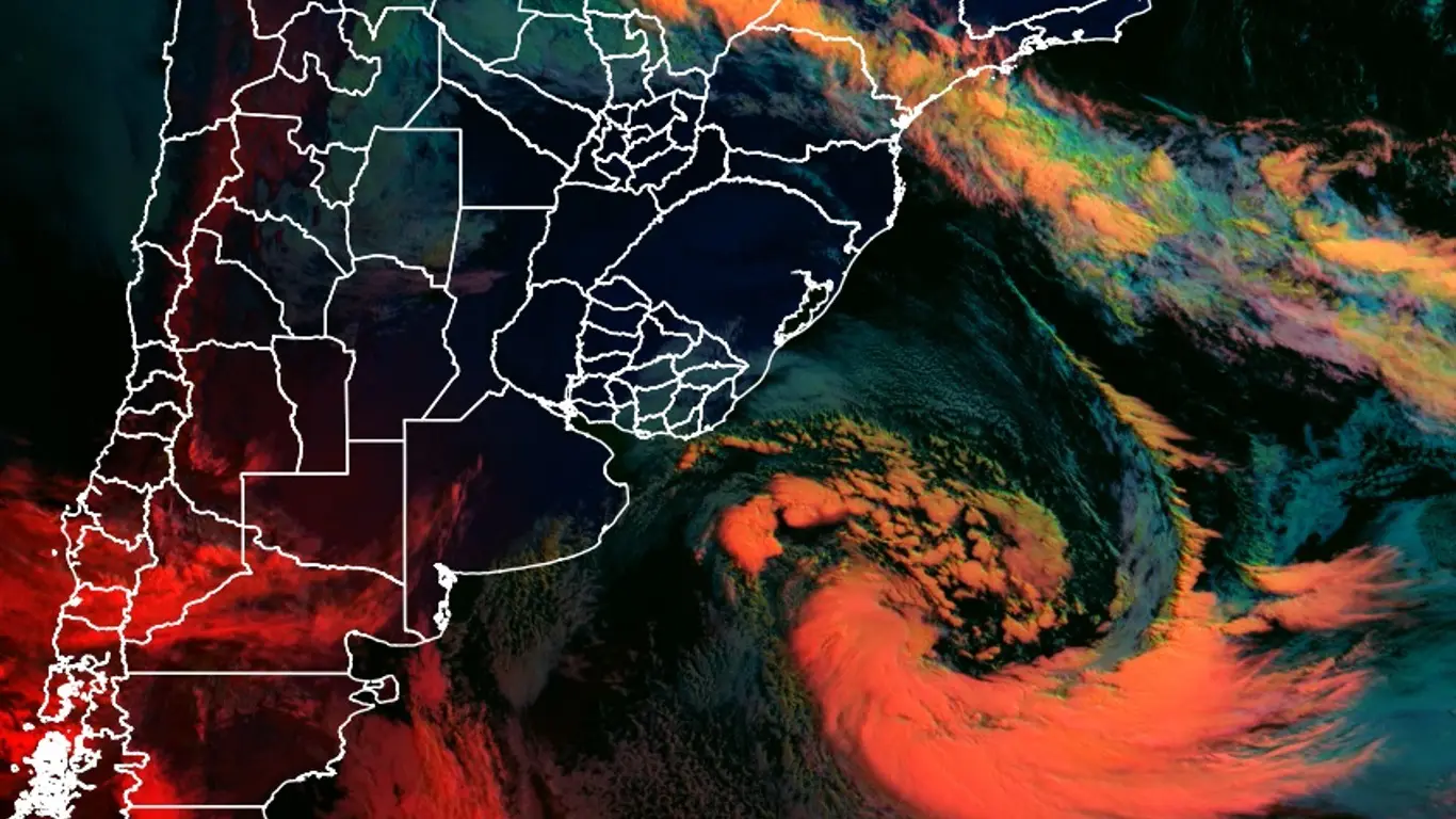 Ciclone traz vento e baixa sensação térmica no ingresso do ar frio Manhã de hoje foi de vento e baixa sensação térmica pelo vento gerado por um ciclone extratropical no Atlântico