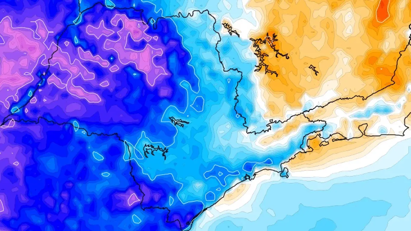 Grande mudança do tempo em São Paulo terá chegada do frio neste domingo Massa de ar frio vai avançar pelo estado de São Paulo neste domingo com queda acentuada da temperatura