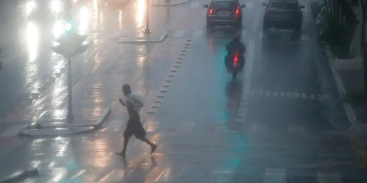 <span avança e alcança vários estados neste fim de semana com baixa pressão</span> <h2 de baixa pressão traz instabilidade com chuva neste fim de semana em estados do Sul e do Sudeste do Brasil </h2>