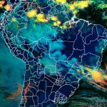 Frente fria causa chuva forte no Sudeste enquanto ar polar gela o Sul