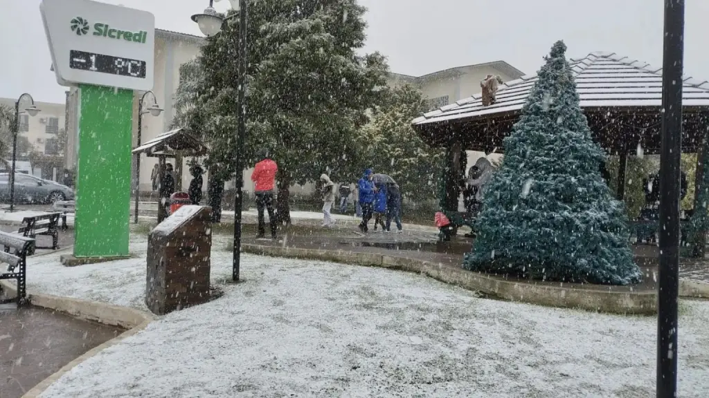 Sul do Brasil tinha neve há um ano; El Niño impedirá nevadas em 2026?