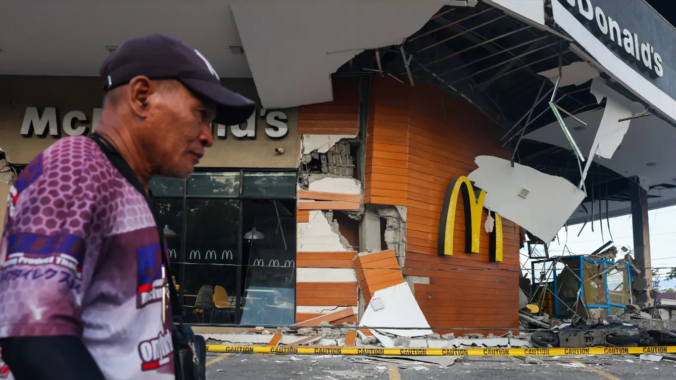 Foto mostra estragos do terremoto em General Santos