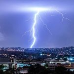 Temporal histórico: granizo e 500% da média de chuva do mês em Goiânia