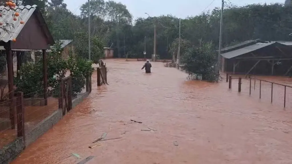Novo episódio de chuva forte e temporais atingirá o Sul do Brasil