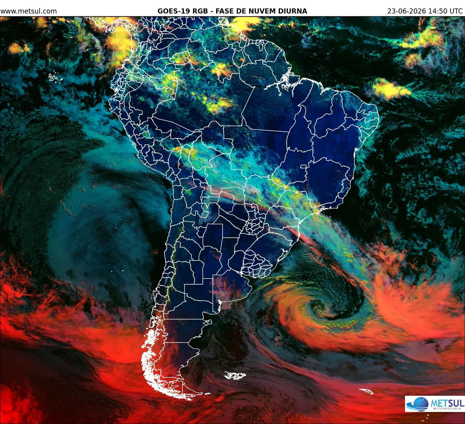 Imagem de satélite do ciclone e da frente fria