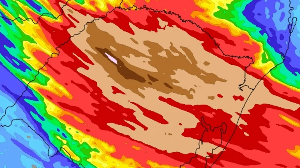 MetSul reforça alerta de chuva volumosa com risco de cheias de rios