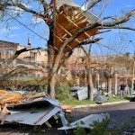 Temporais com vento destrutivo causam estragos também na Argentina