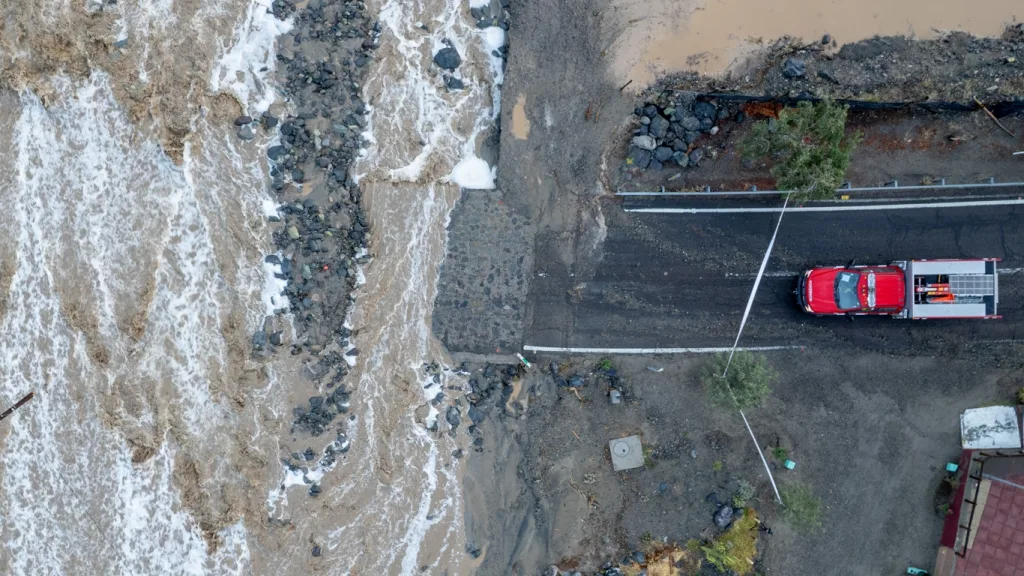 Chuva de quatro anos em quatros dia na região mais seca do mundo