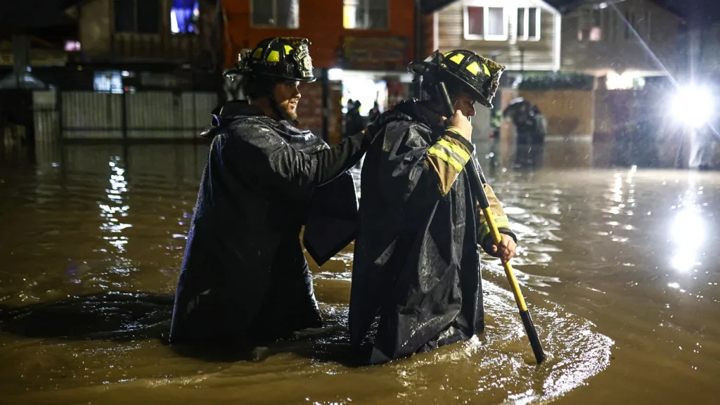 Sem trégua: novo temporal de chuva intensa, vento de 100 km/h e neve no Chile