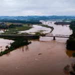 Rios Taquari e Caí sobem rápido e ameaçam vales com nova enchente