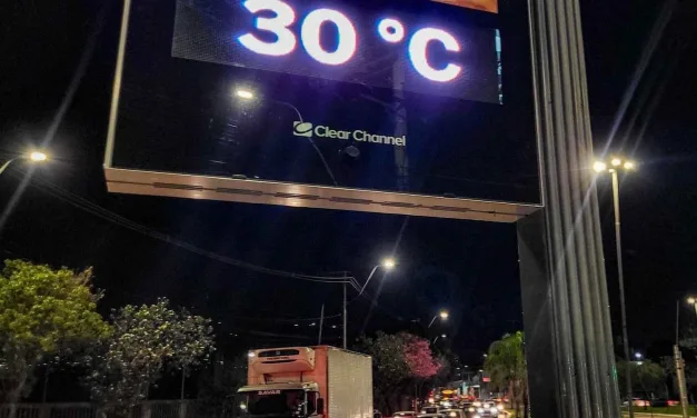 Noite bizarra para julho teve mais calor que no verão