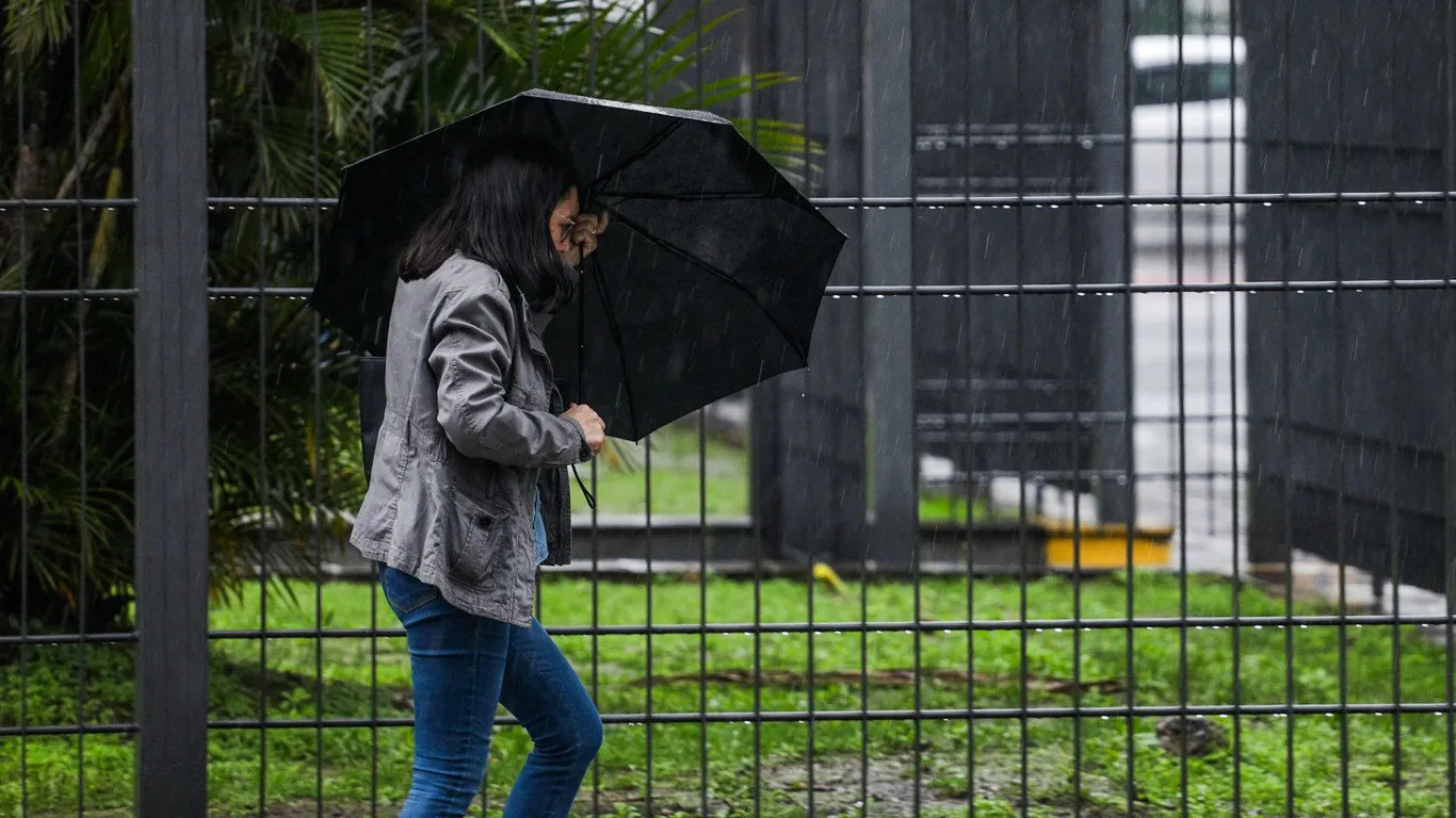 Foto da chuva em Porto Alegre