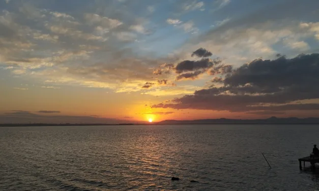 Janeiro em julho tem calor raramente visto nas praias no inverno
