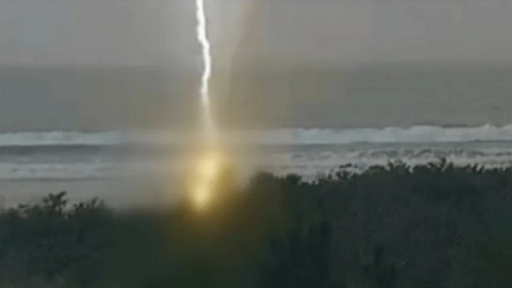 Chuva e temporais seguem no Sul do Brasil após três mortes e estragos