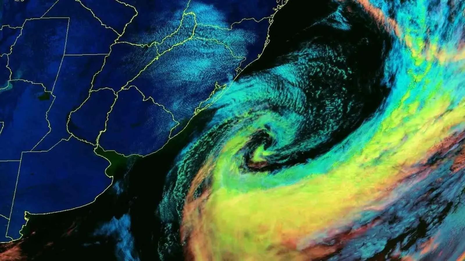 Imagem de satélite do ciclone