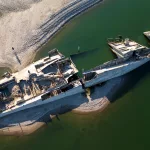 Rio seca e revela naufrágios nazistas, bombas e restos de mamute