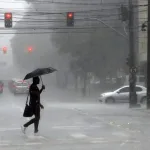 Frente fria avança e traz mais chuva no Sul do Brasil
