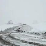 Furacão provoca neve em uma das bizarrices meteorológicas do ano