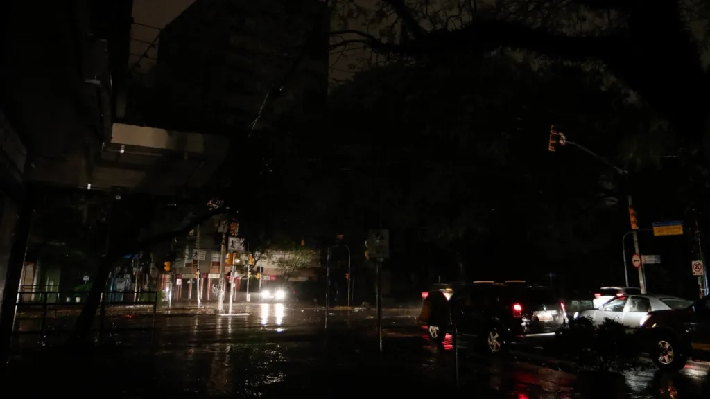 Vendavais vão provocar falta de luz em muitas cidades gaúchas