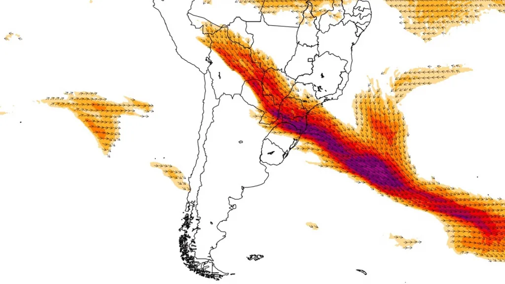 Rio atmosférico de 7 mil quilômetros reforça a chuva no Sul do Brasil