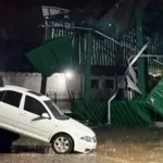 Tornado causa estragos e levanta carro em cidade do Paraná