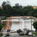 Chuva excessiva atingirá quatro estados do Sul e Sudeste com até 200 mm