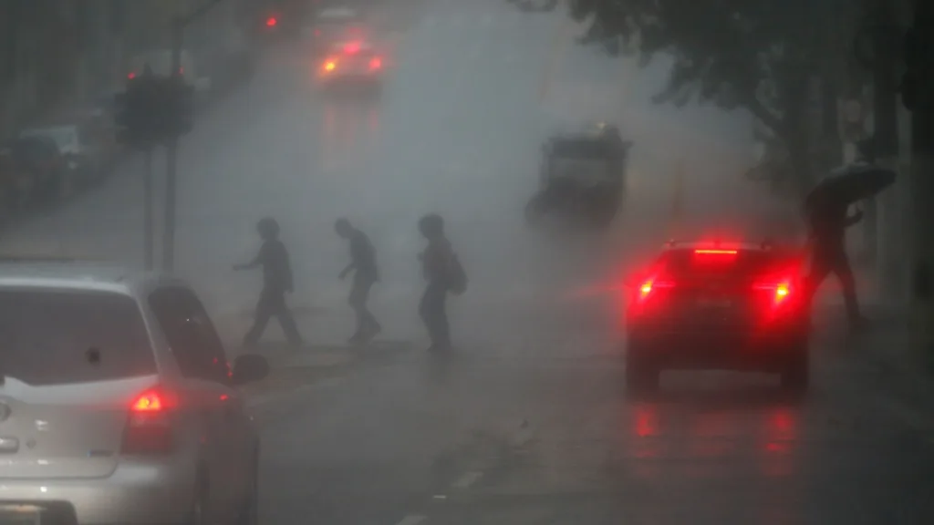 Epiódio de chuva volumosa vai atingir três regiões do Brasil