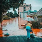 Mais rios saem do leito após nova rodada de chuva e situação vai piorar