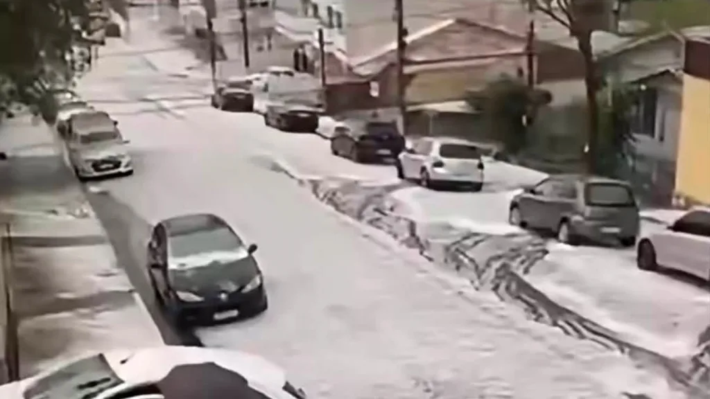 Granizo cobre de gelo cidade catarinense