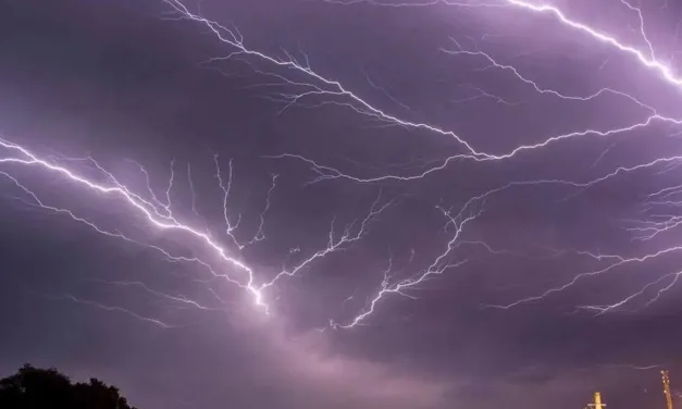 Rio Grande do Sul teve mais de 400 mil raios na onda de tempestades