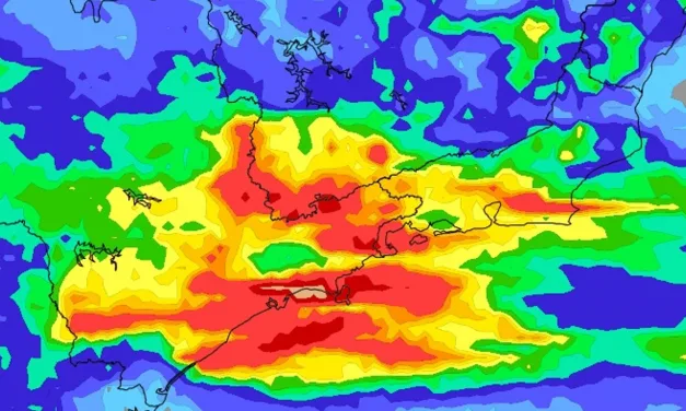São Paulo e Rio de Janeiro têm risco de chuva forte neste domingo