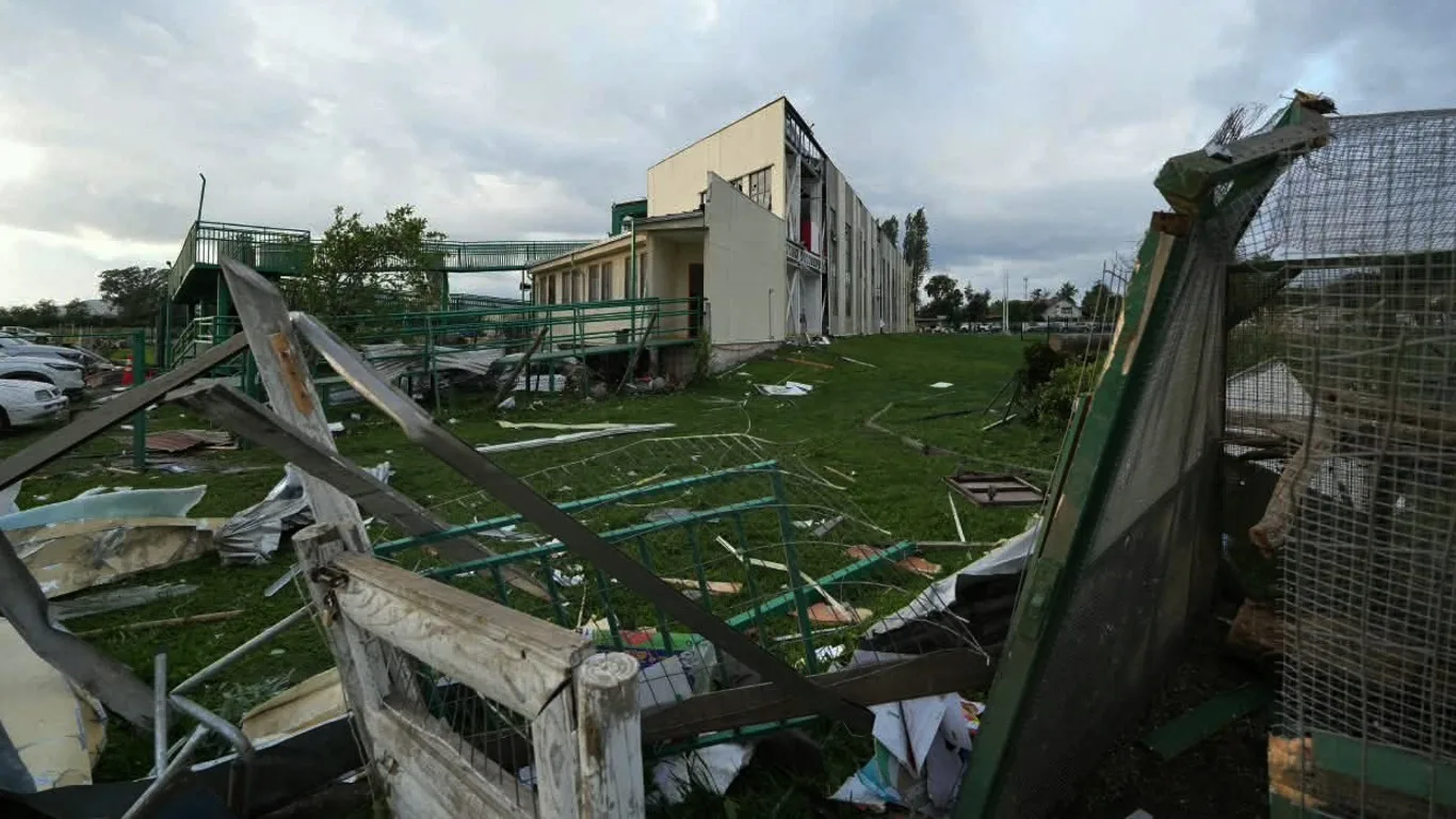 Foto dos estragos do tornado no Chile