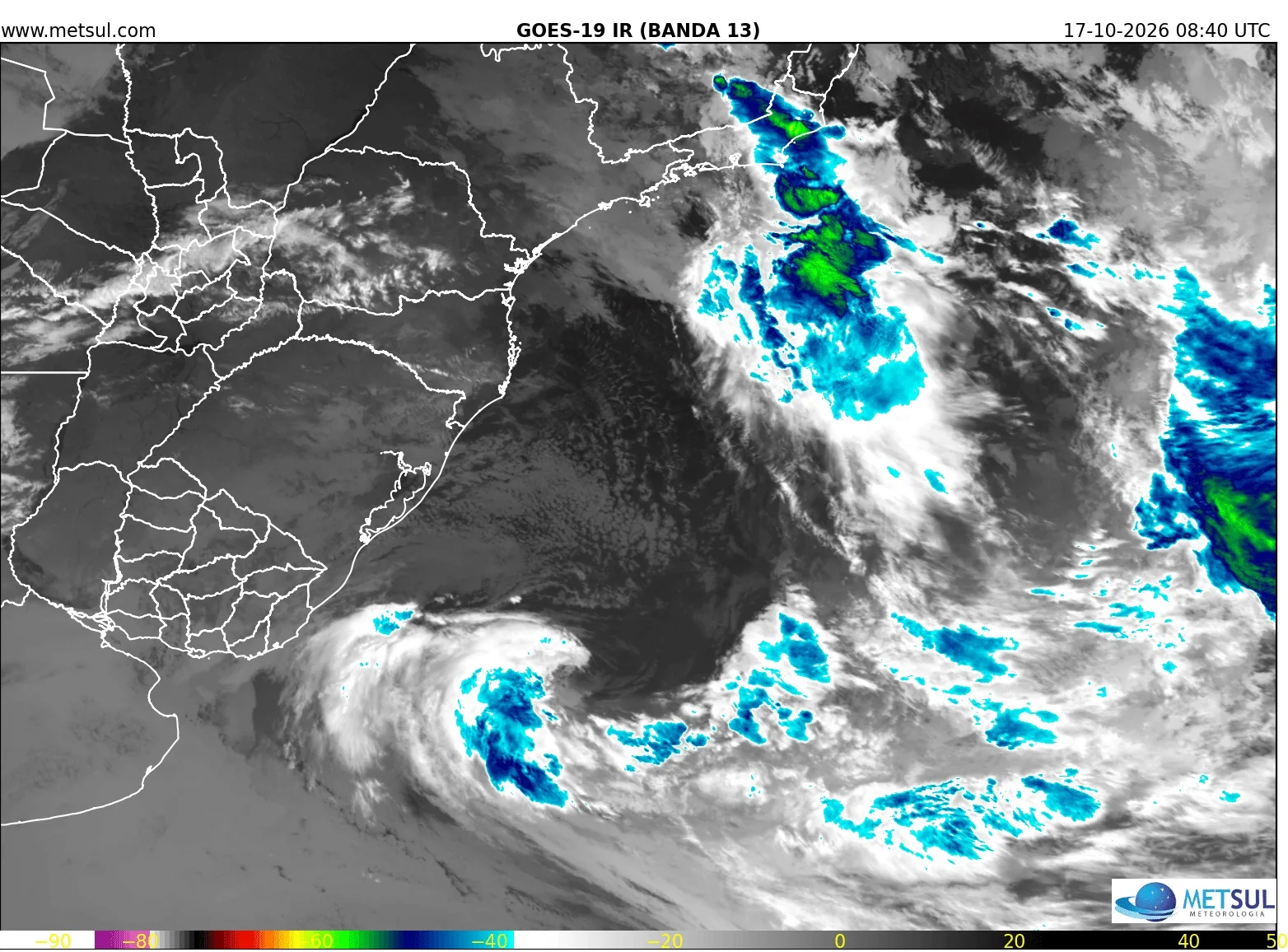 Imagem de satélite do ciclone deste sábado