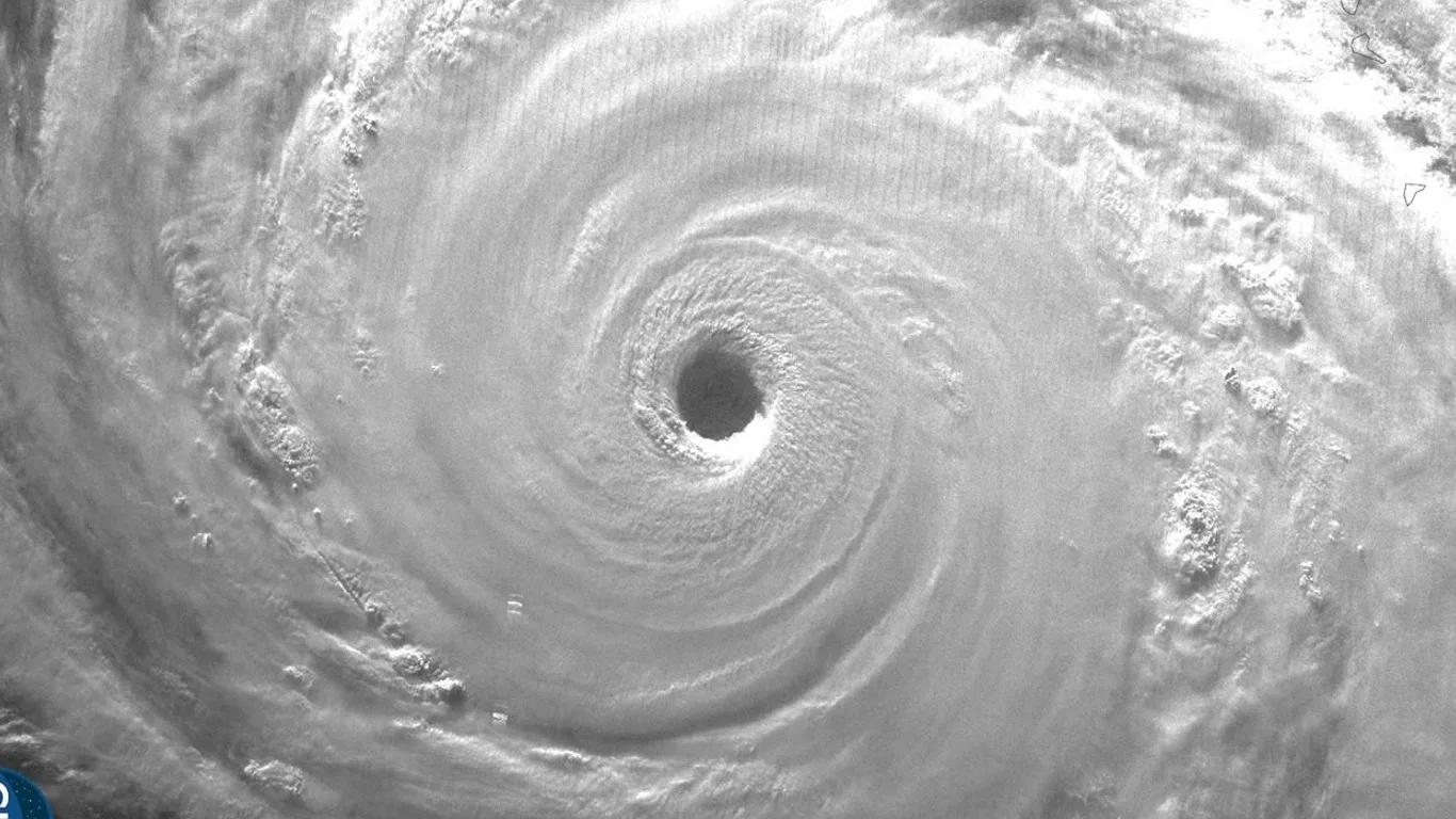 Imagem de satélite do ciclone Champi 