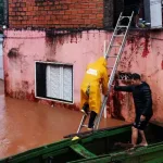 Excesso de chuva pelo El Niño provoca enchente na Tríplice Fronteira