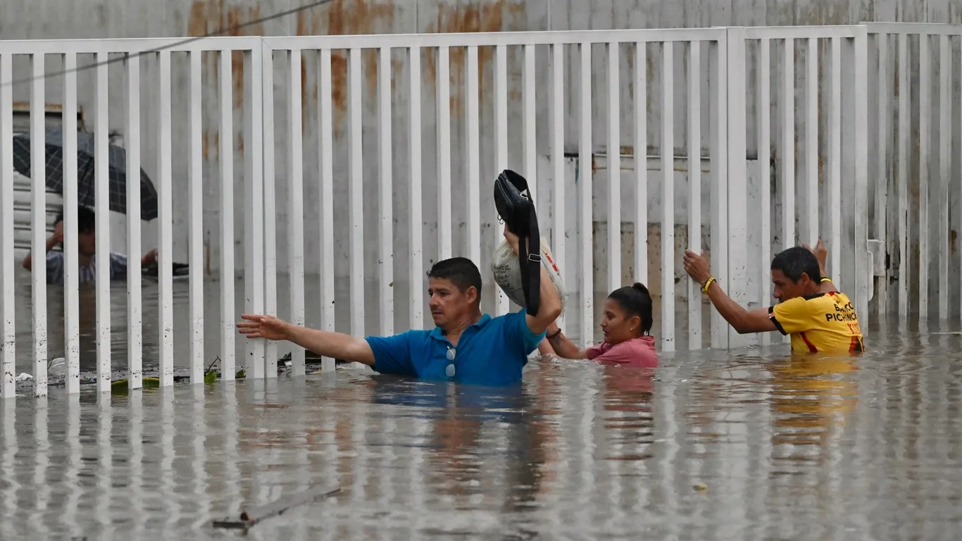 Inundações pelo El Niño no Equador 